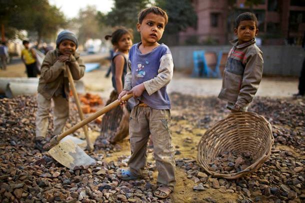 Resultado de imagem para exploração de trabalho infantil